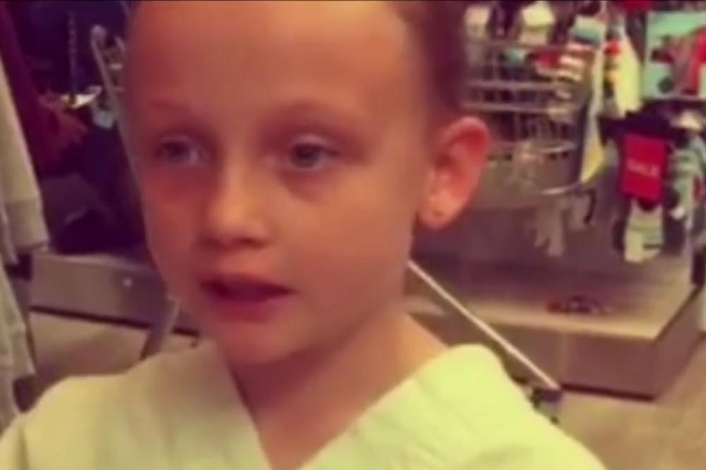 Šta to piše na dečijim majicama? Ona ima samo 8 godina i objasnila je šta joj smeta! (VIDEO)