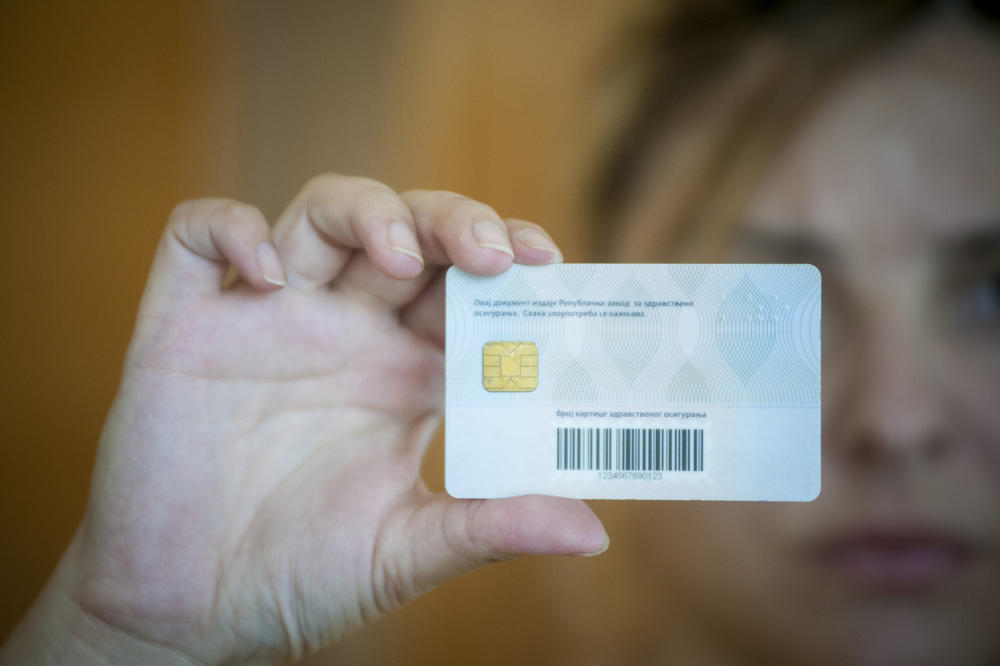 Za 24 sata 24.000 zahteva za zamenu zdravstvenih knjižica!
