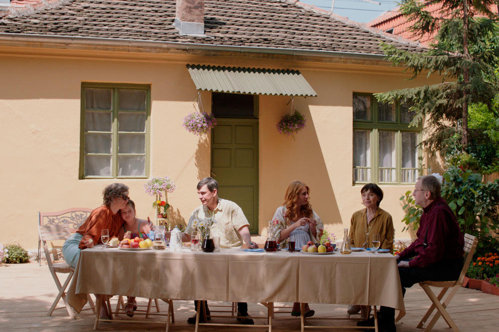 Kad čovek čoveku ne bi bio vuk... Dobrica, prezime nepoznato! (FOTO)