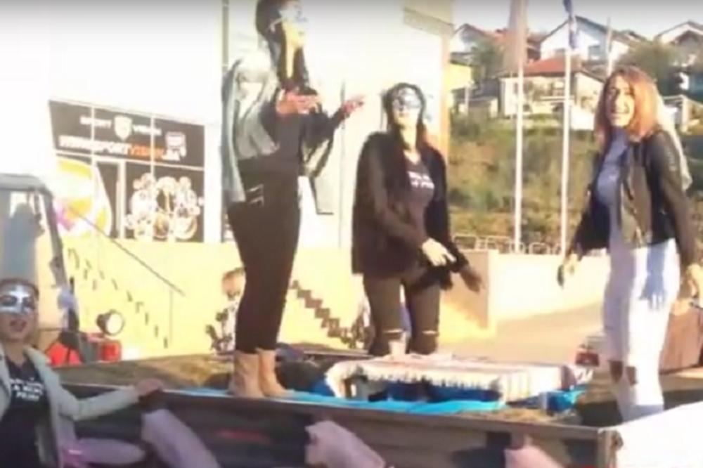 Rke Koke, traktor, muzika i haos: Bosanke koje slave devojačko veče razvalile net! (VIDEO)
