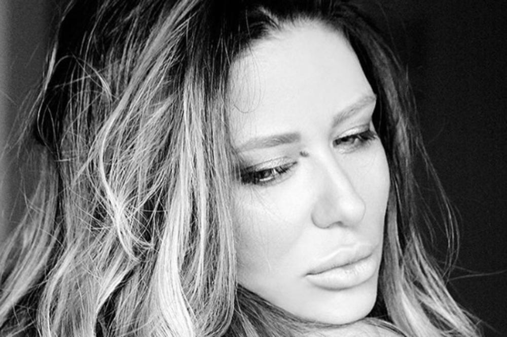 Ana Nikolić posle tuče sa Rastom otkazala sve nastupe: Oglasila se pevačica prvi put posle skandala!