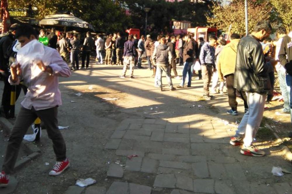 SVE KRVAVIJI SUKOBI MIGRANATA U BG: Evo šta je uzrok tome!