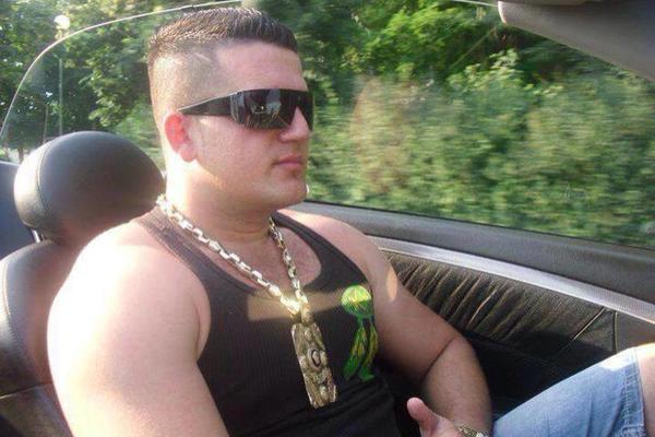 Šenki Versaće dobio još jednu hitčinu! Albanac postao muza srpskih muzičara, pao još jedan hit o njemu! (VIDEO)