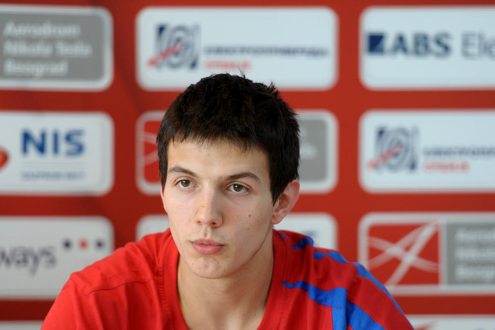 Igrač oko koga su ratovali Zvezda i Partizan potpisao za Mega Leks! (VIDEO)