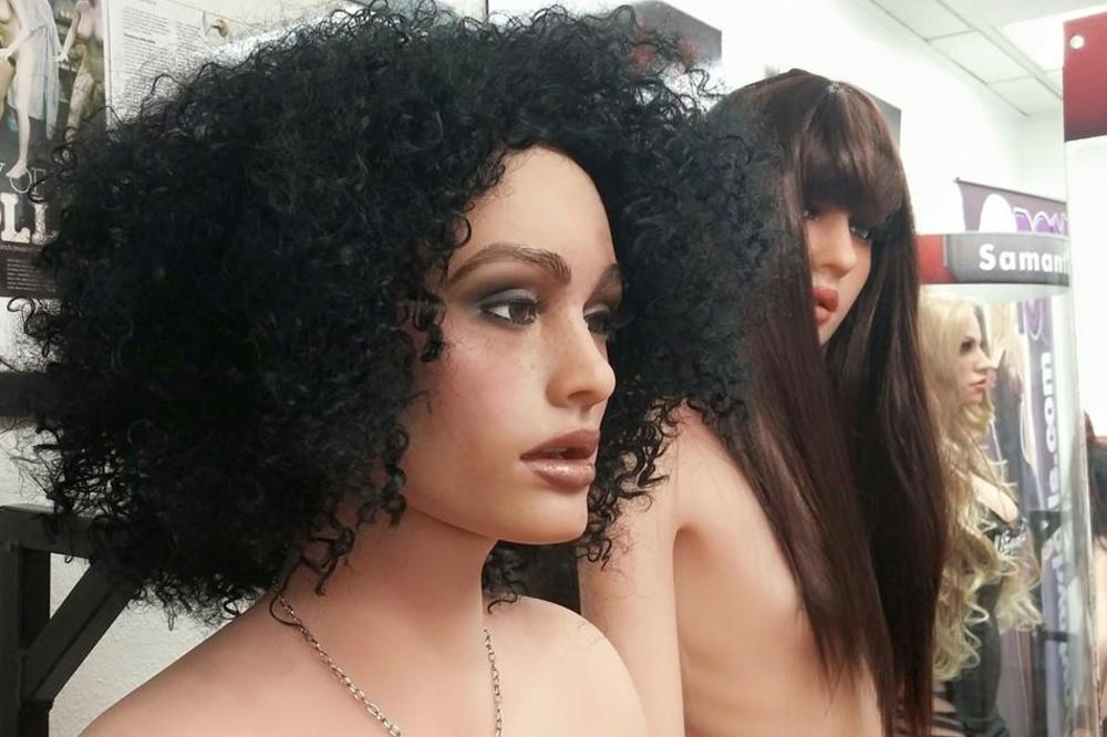 Topli penisi i vrele vagine: Seks roboti više neće biti hladni, a razlog tome je... (FOTO)