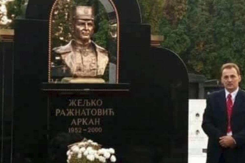 Istina će vas prestraviti: Ovo je misteriozni dvojnik sa Arkanovog groba! (FOTO) (VIDEO)