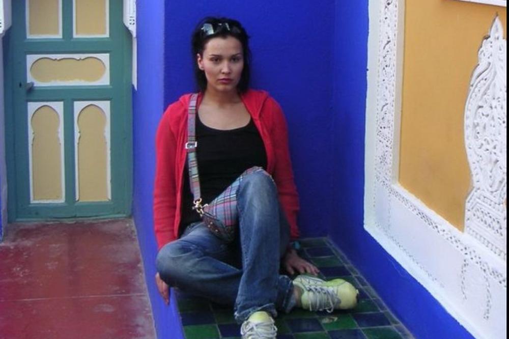 RADA RADENOVIĆ O SMRTI OCA U OČI PRAZNIKA: Progovorila o porodičnoj TRAGEDIJI, predstoje joj teški dani