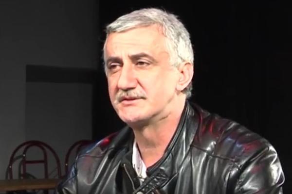 Satima na operacionom stolu: Zvezda Kursadžija prevezen u bolnicu i hitno operisan! (FOTO)