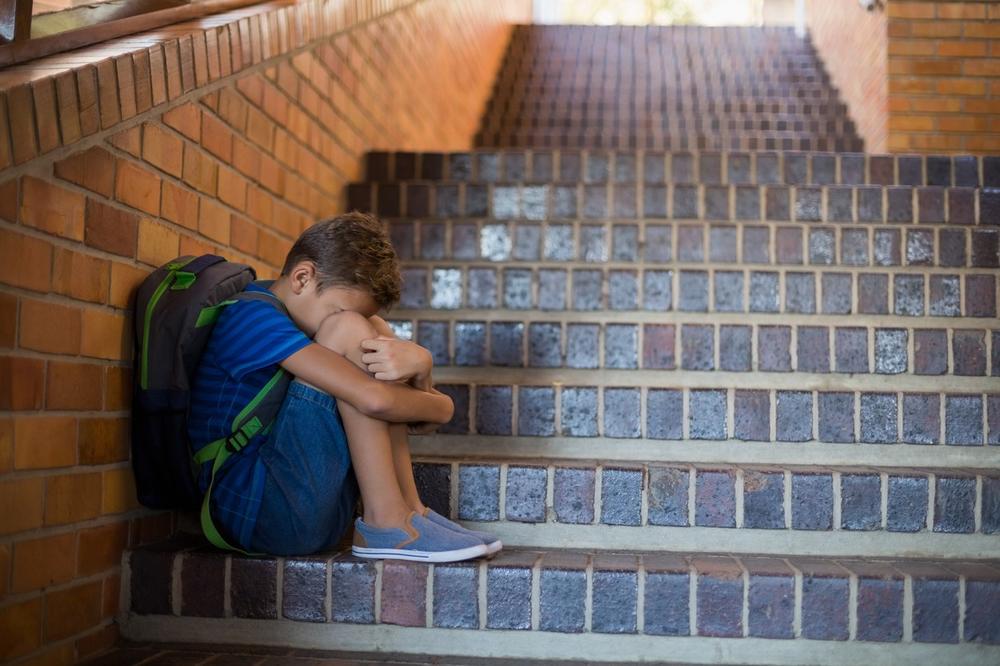 RODITELJI NE PUŠTAJU DECU U ŠKOLU, I TO SVE ZBOG JEDNOG ĐAKA! Neobičan slučaj u Kragujevcu!