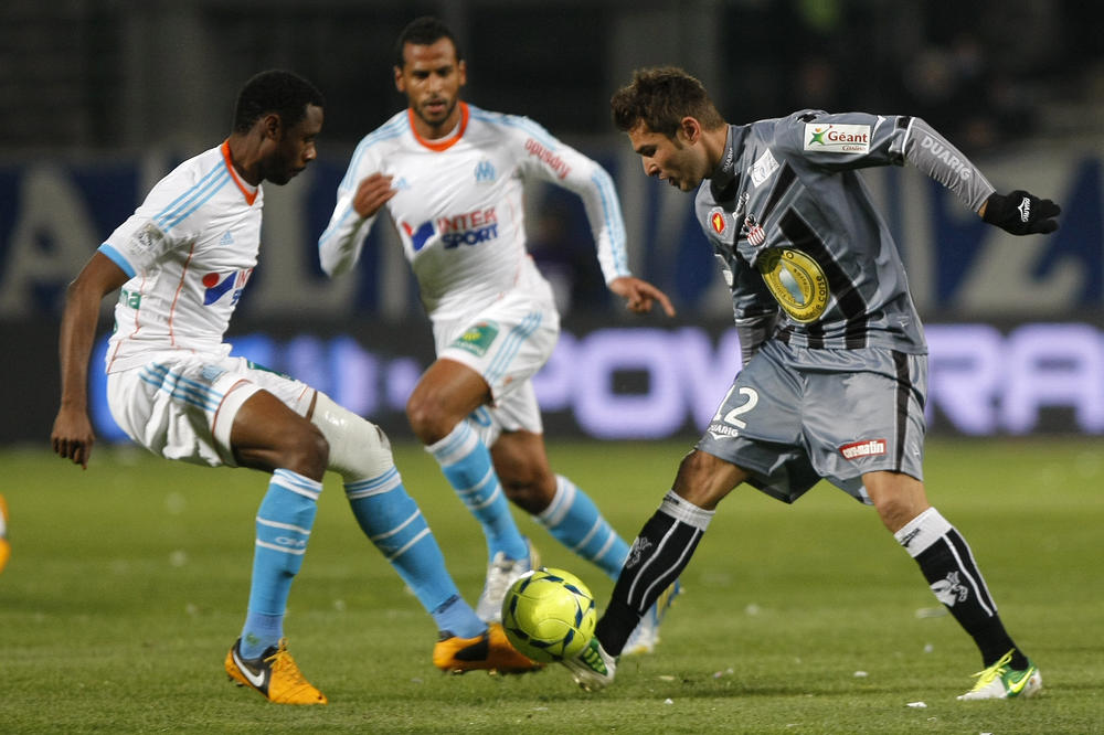 Legendarni Mutu je završio karijeru i odmah zaseo u funkcionersku fotelju!