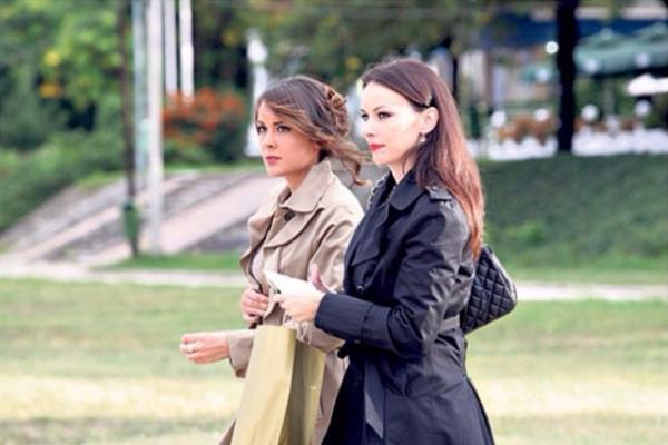 ŽENO, ŠTA NAM TO RADIŠ?! Ono što je Sloboda Mićalović uradila diglo je na noge čitavu Srbiju! (FOTO)