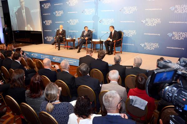 Vučić na sastanku sa Ramom: Neću se kandidovati za predsednika Srbije, to me ne zanima! (VIDEO)