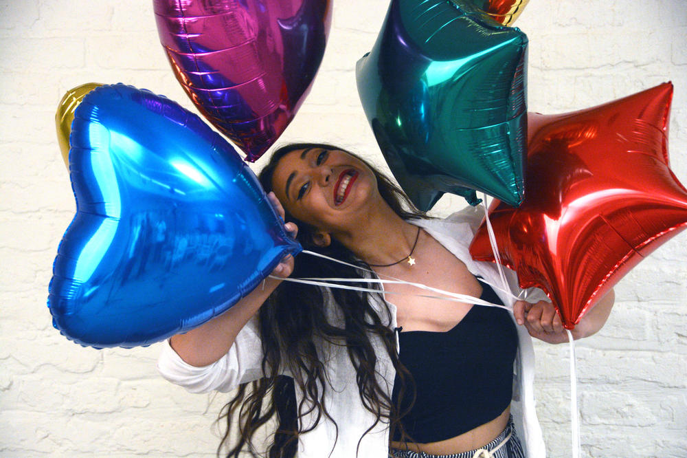 Sanja Vučić odlepila za helijumom: Nije htela pusti mikrofon, pevala ko luda, jedva smo je izbacili! (VIDEO)