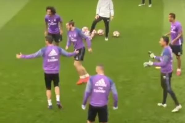 Kristijano Ronaldo izgubio kompas nakon što ga je Brazilac izvrteo kao petlića na treningu! (VIDEO)