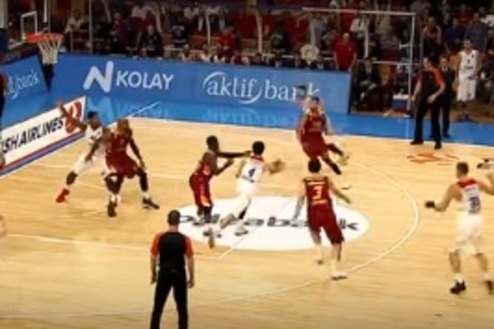 Kada Miloš asistira, koševi padaju sami od sebe: Teova magija ponovo obišla Evropu! (VIDEO)