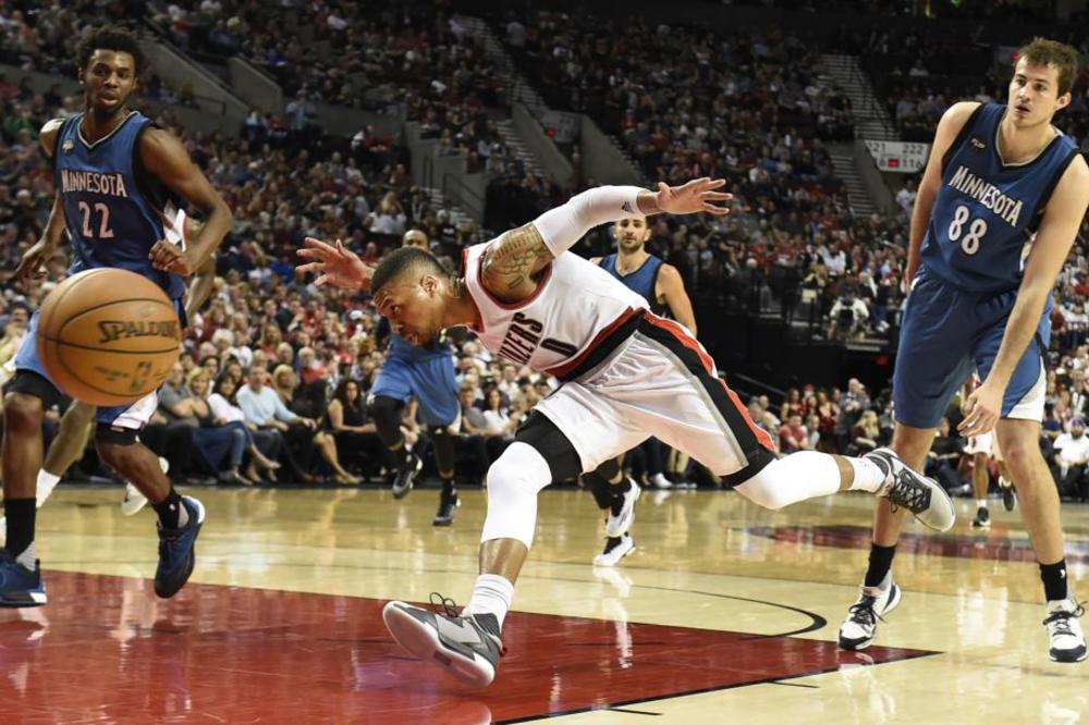 Bjelica opet vrlo dobar, a podelio je i par profesorskih lekcija! Jokić bolji u odbrani! (VIDEO)