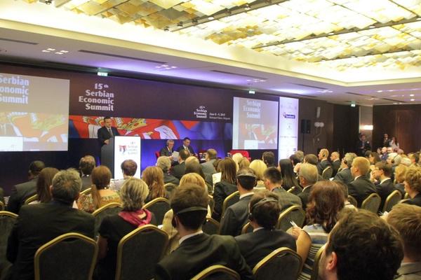 Počinje 16. Ekonomski samit u Beogradu: Govoriće Dačić, Mihajlović, Devenport...