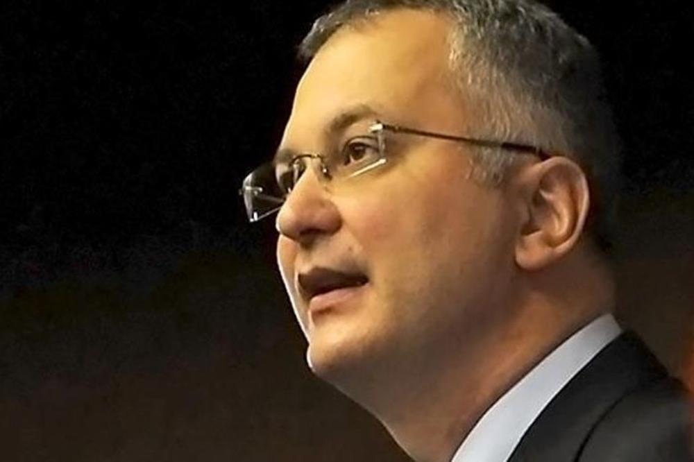 Šutanovac: Zajednički kandidat opozicije za predsednika!