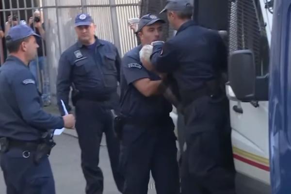 Dikiću i srpskim državljanima uhapšenim u Crnoj Gori određen pritvor od 72 sata