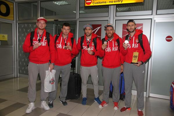 Svetsko zlato stiglo u Srbiju! (FOTO)