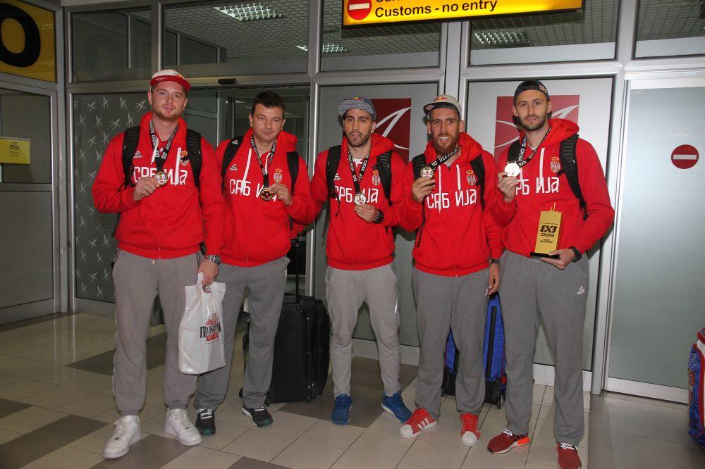 Svetsko zlato stiglo u Srbiju! (FOTO)