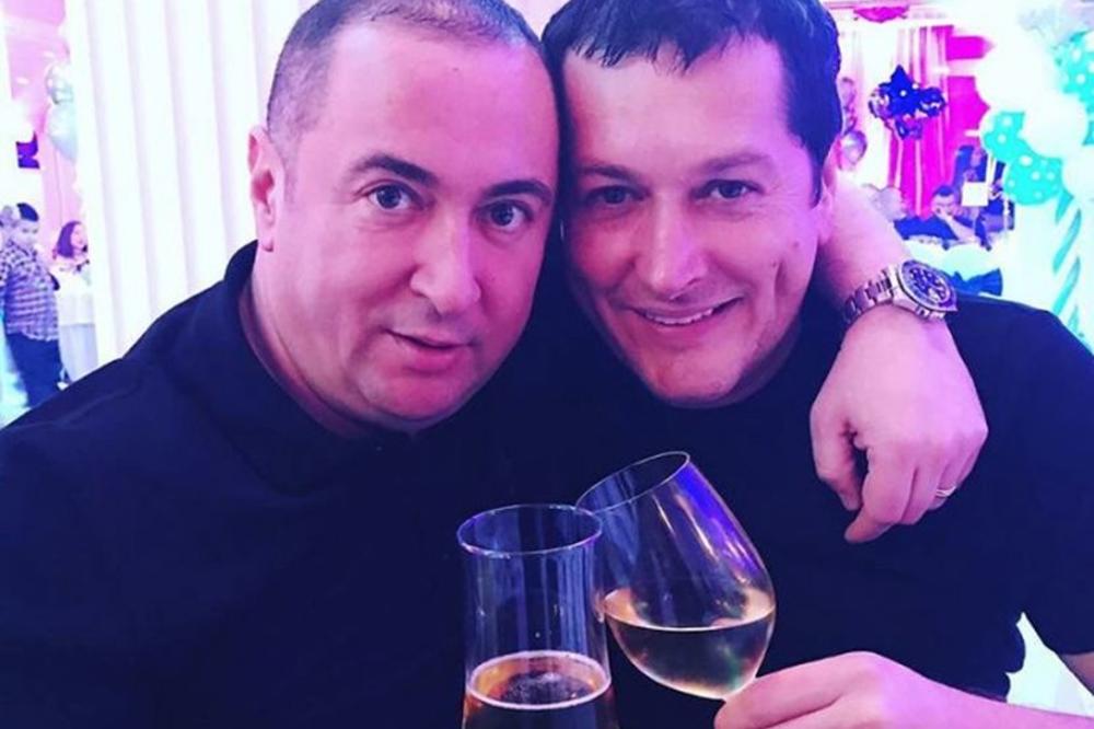 Đani kiti muzičare Lukasovim parama! I to da ovaj ne vidi, al' mi smo ga snimili! (VIDEO)