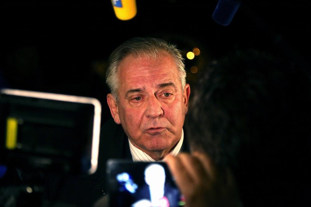 Sanader ima RAK, mora ODMAH na operaciju!