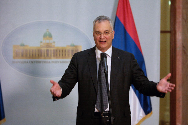 ŠUTANOVAC O GAŠENJU VRANJSKIH PISAO MEKALISTERU I EP: Ovakvi događaji pale alarm u oblasti medijskih sloboda i slobode govora!