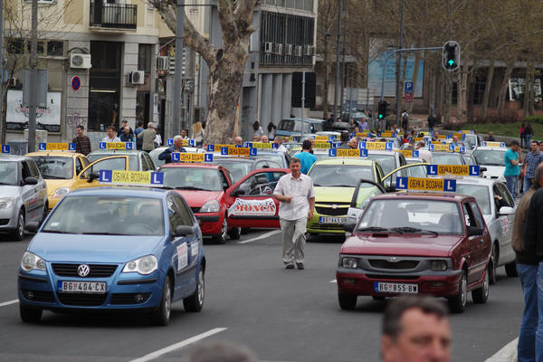 VOZAČI, DOBRO PAZITE ŠTA VAM SLEDI: Promene u Srbiji koje NIKO NIJE OČEKIVAO