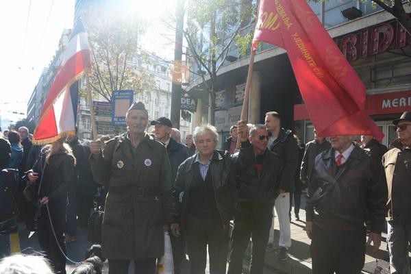 DRUŽE TITO, MI TE SAD KUNEMO: Šta beogradski veterani kažu o Brozu danas! (FOTO)