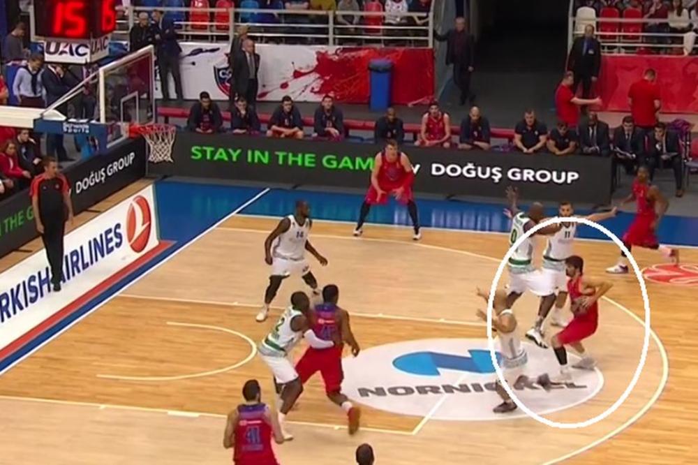 Trojica opkolila Tea, a vi pogodite na koju stranu je otišla magična asistencija? (VIDEO)