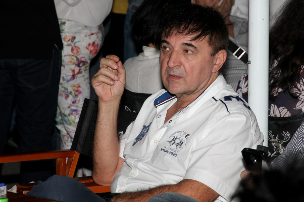 ZAJEDNO S MITROM MIRIĆEM PAO JE I OVAJ POZNATI BEOGRADSKI ADVOKAT! Uhvaćeni su u hotelu!