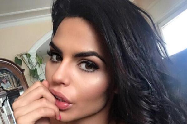 ESPRESO SAZNAJE DETALJE OKO TRUDNOĆE POZNATE MANEKENKE:Dejana više ne želi provokativne fotografije,OVO JE OTKAZALA