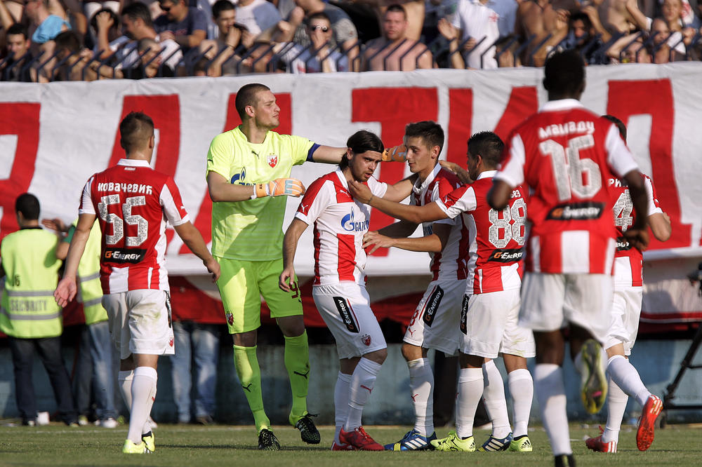 Bivši igrač Crvene zvezde postigao golčinu kakva se retko viđa! (VIDEO)