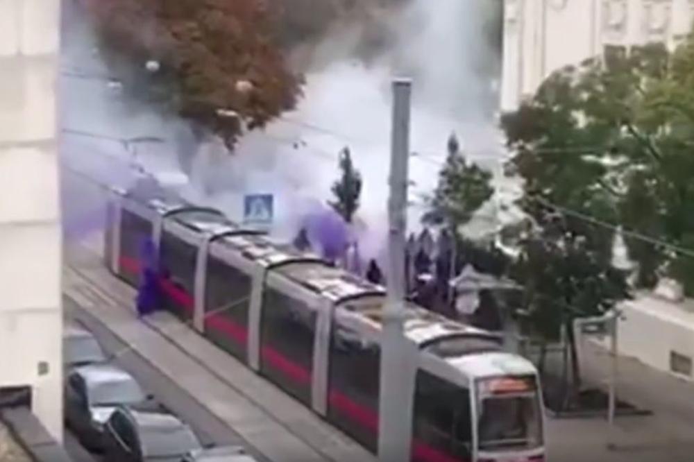 Veliki derbi Austrije bio je vatren i krvav zbog navijača! (VIDEO)