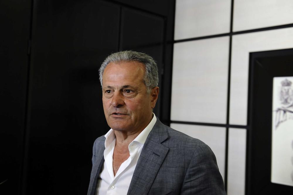 NASTAVLJA SE BITKA: Bjeković tužio Vazuru, Vuletića, Vučelića i fantome sa Skupštine!