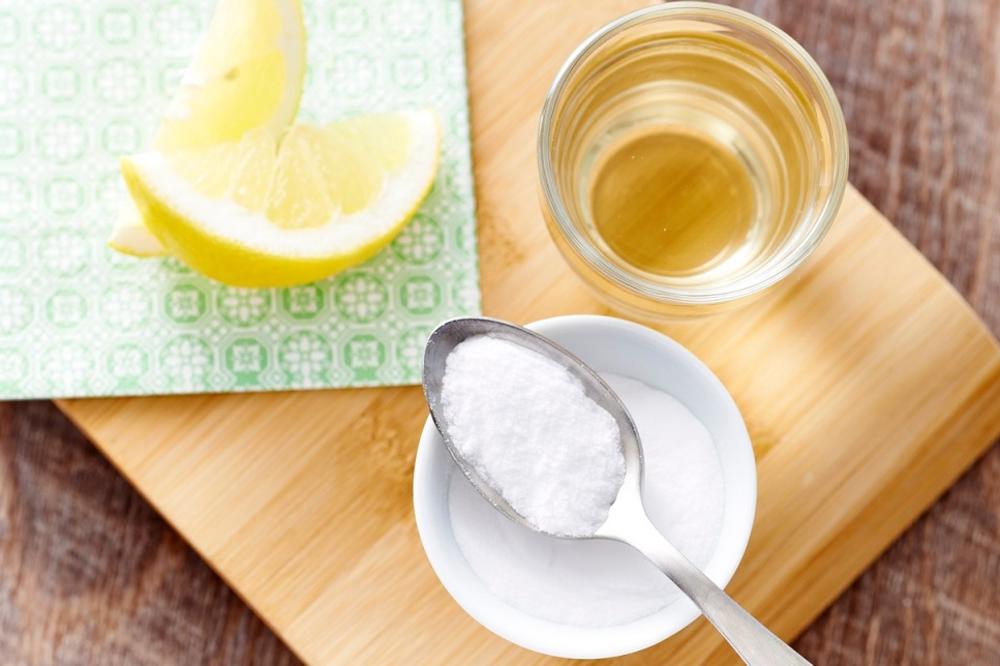 OVAJ TRIK ZA ČIŠĆENJE KUPATILA MOŽE DA VAM UŠTEDI NOVAC: Rezultat koji se dobija je NEVEROVATAN