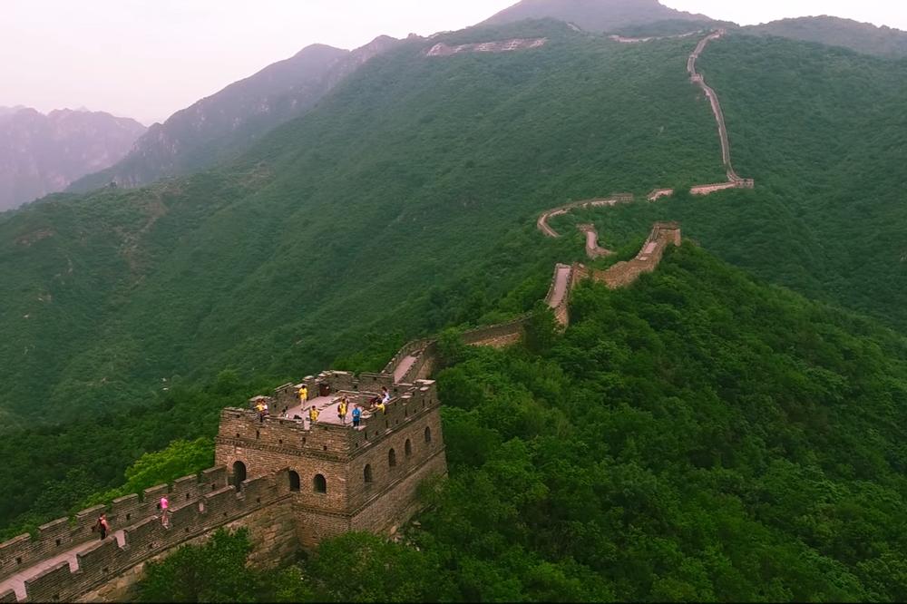 Vaaaauuu! Posle ovog snimka KINESKI ZID će još više PORASTI u vašim očima! (VIDEO)