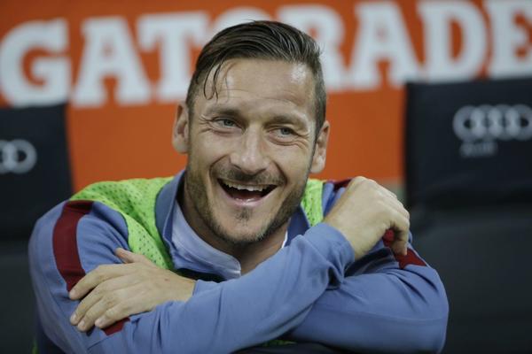 Da li je moguće? Toti ušao u kuću Velikog brata! (VIDEO)