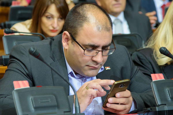 TAKO JE GOVORIO ĐUKA: Skupili smo sve bisere SNS poslanika, i ne, nije bilo lako!