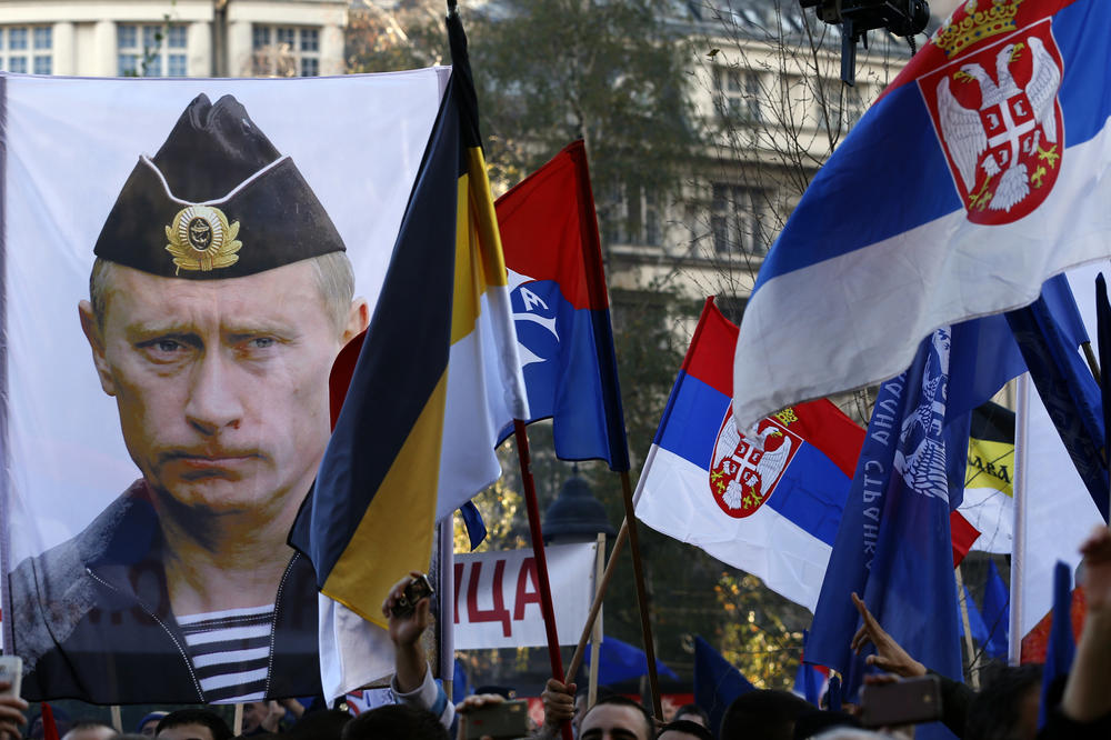 Putin odobrio kontigent migova i oklopnih vozila Srbiji!