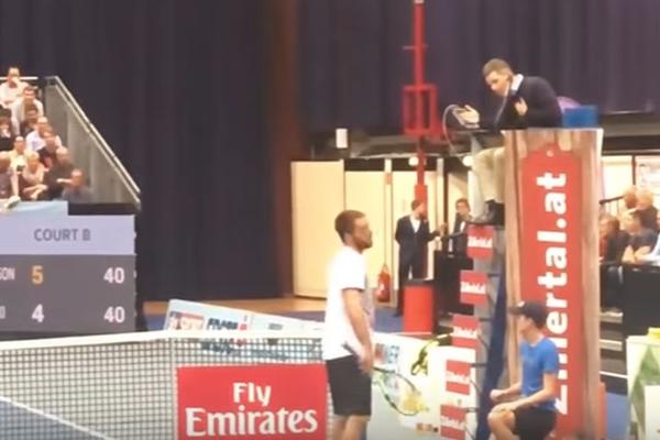 Šta je to sa njim i sudijama?! Troicki opet besneo i psovao! (VIDEO)
