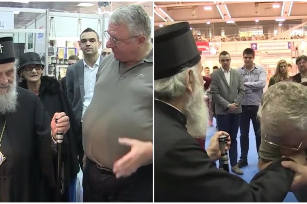 HM, DA LI MU JE TU MESTO? Patrijarh na Sajmu posetio štand Vojislava Šešelja! (VIDEO)