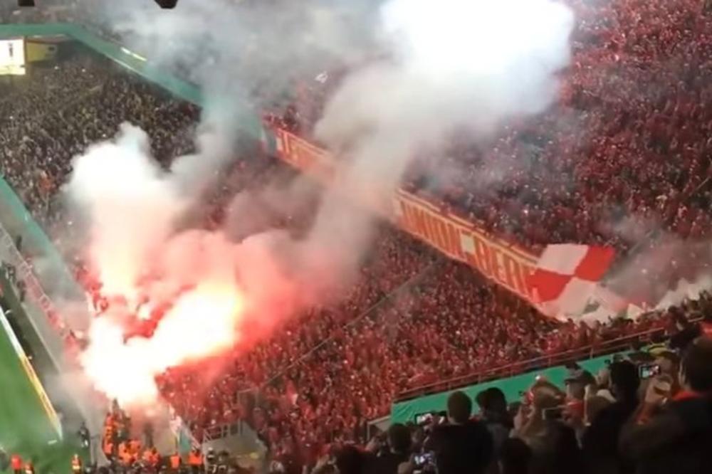 Navijači Borusije izgubili na sopstvenim tribinama: Berlinski fanovi zasenili Milionere sjajnom koreografijom! (VIDEO)