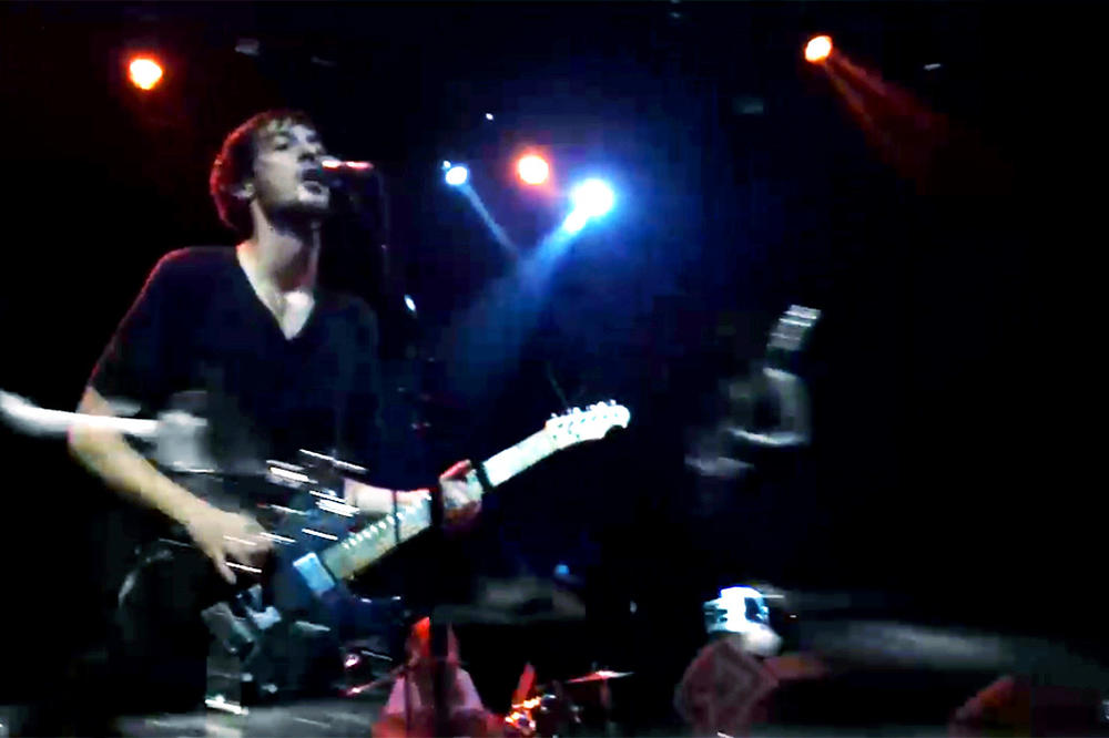 Tresao se Kino Šiška: Repetitor razvalio binu na promociji novog albuma u Ljubljani! (VIDEO)