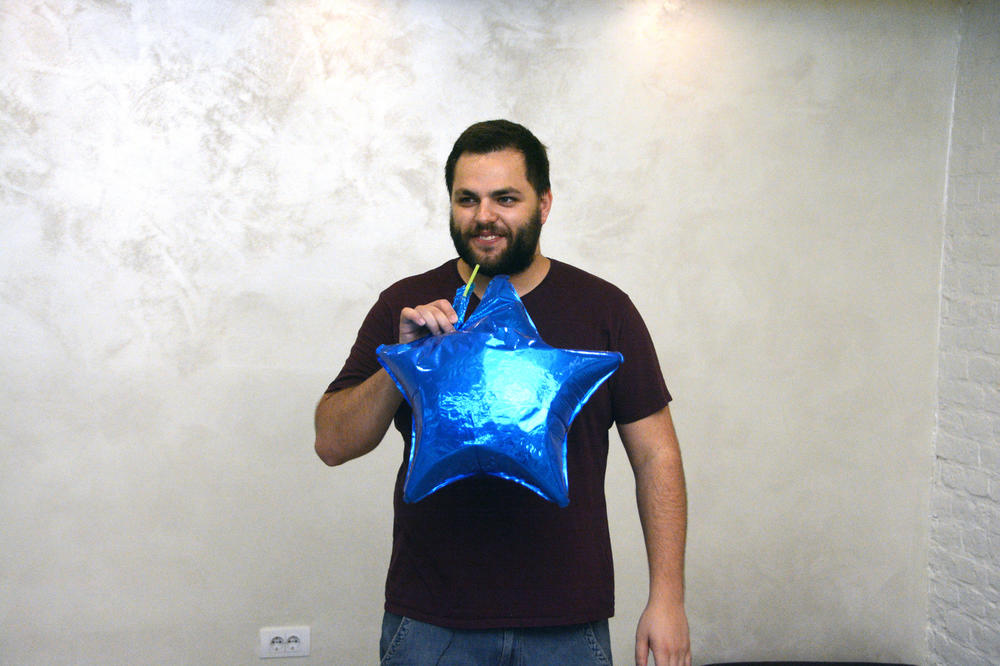 Coby otkačio do ludila: Ovo je možda najjači muzički projekat koji je napravio! I to naduvan! (FOTO)(VIDEO)