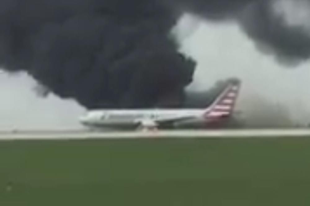 GORI AVION USRED AERODROMA: Haos u Čikagu, požar progutao letelicu! (VIDEO)