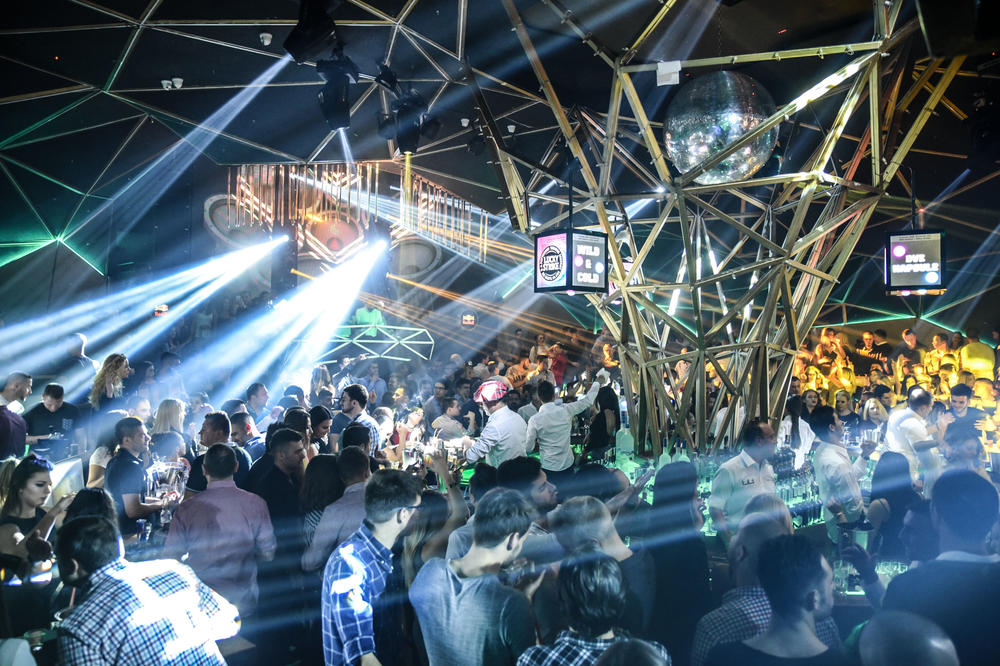 OTVOREN KLUB TILT: Spektakularna žurka u Beton hali! (FOTO)