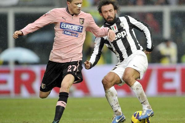 Fudbalska škola italijanskog mađionačara: Šest asistencija Pirla koje su lepše od golova! (GIF)