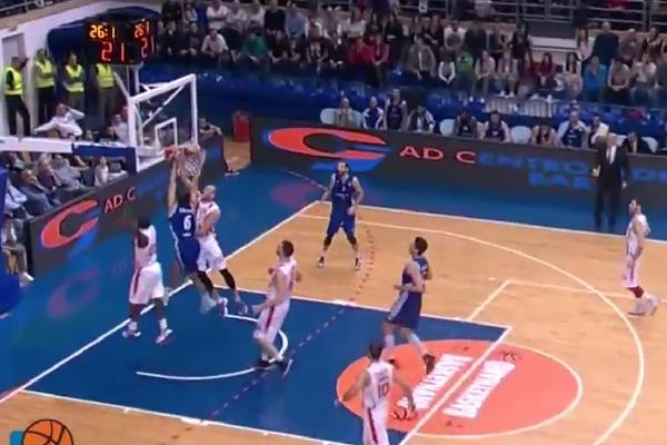 Ljudi, šta je ovo sa Simonovićem? Ubitačni Marko spustio roletnu i zapalio tribine u Baru! (VIDEO)